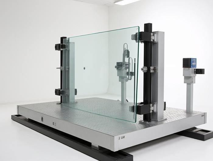 夹层玻璃抗震性能评估