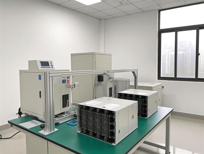 高铁牵引变流器EMC测试