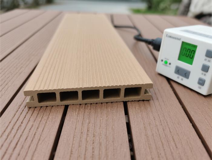 木塑地板甲醛释放量检测
