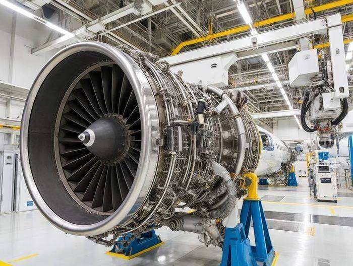 飞机发动机振动与冲击测试